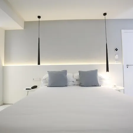 מלון Maria Cristina 4*