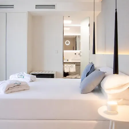 María Cristina 4*